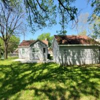 1612 Lindsay St.